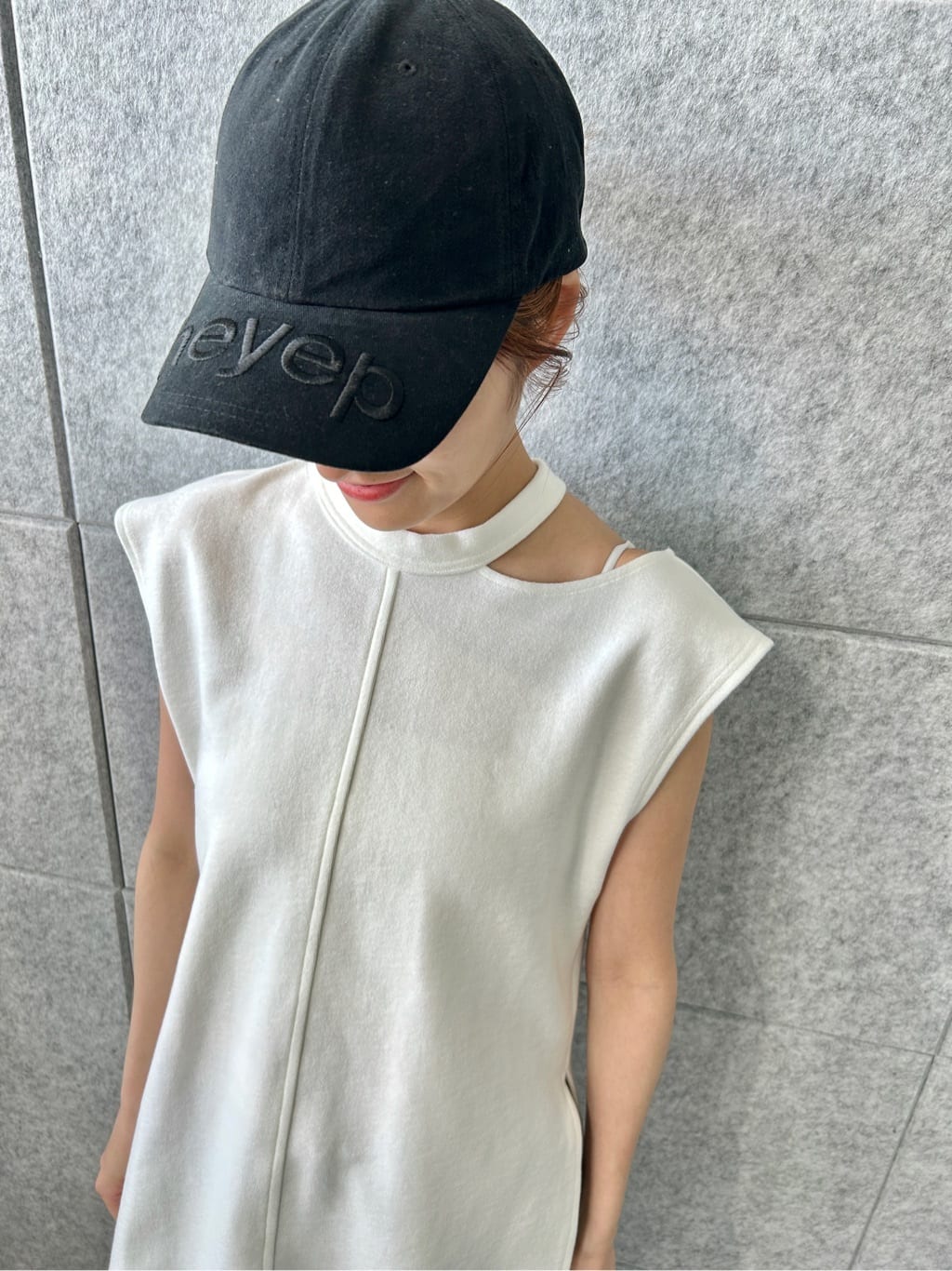 harunaさんの「CODE A｜pile cutout tee」を使ったコーディネート