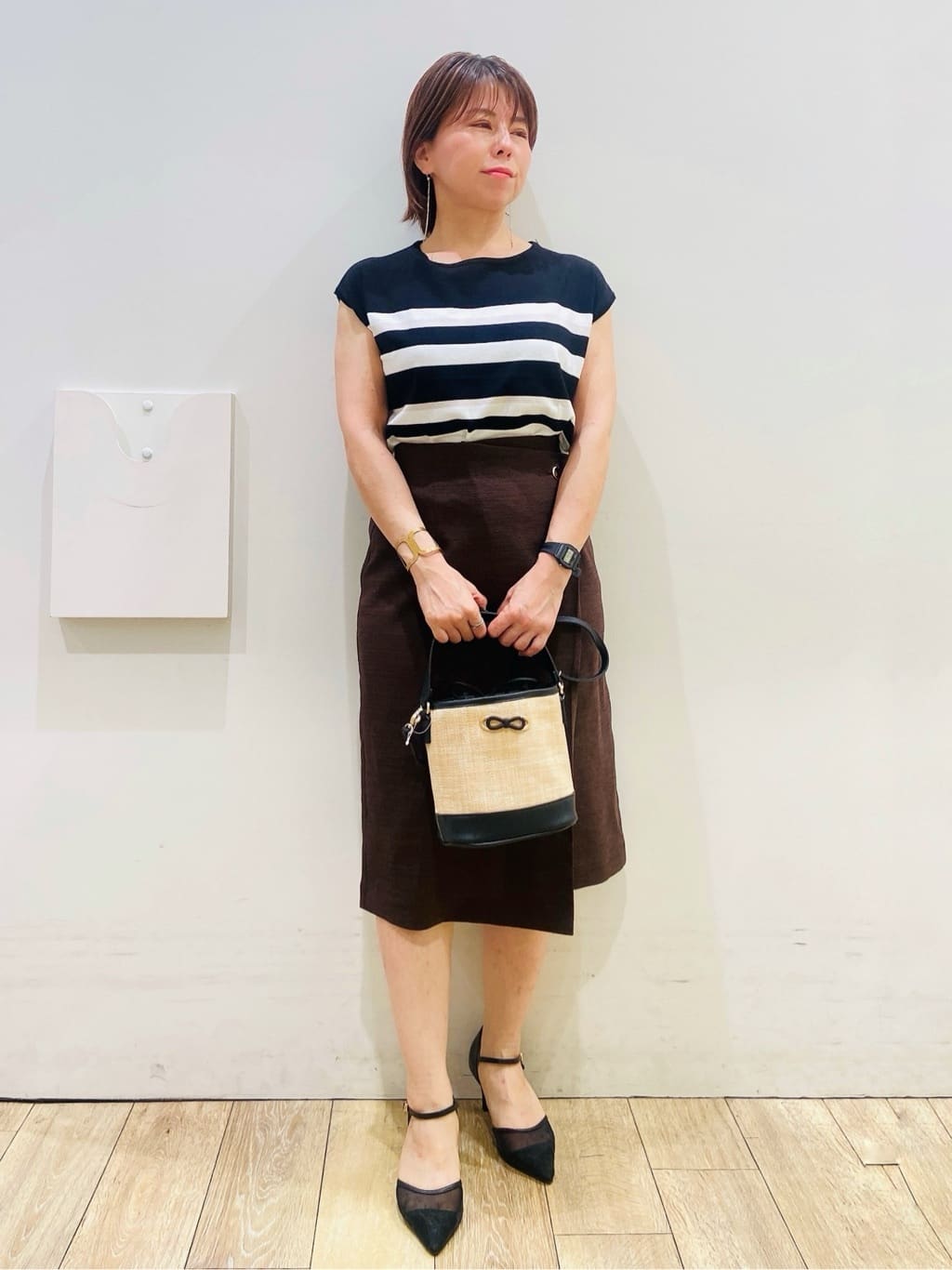 YUKOさんの「index｜《丈が選べる》麻調ラップタイトスカート【洗濯機洗い可／イージーアイロン】」を使ったコーディネート