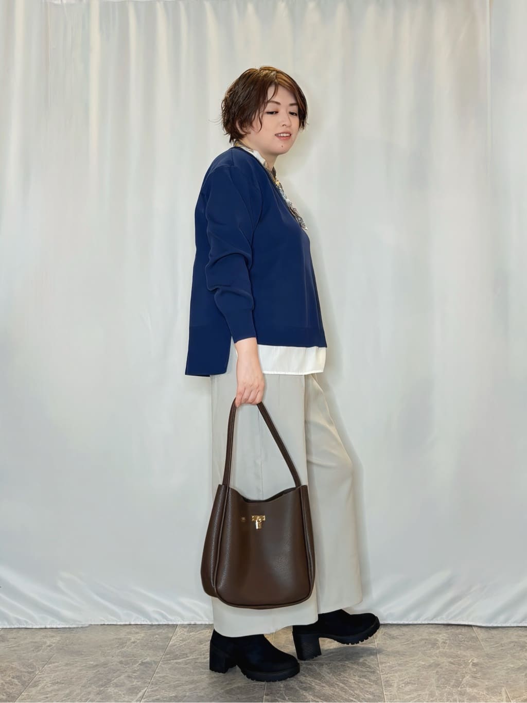 たみさんの「SHOO･LA･RUE｜ウエストまわりをすっきり魅せる デザインガウチョパンツ」を使ったコーディネート