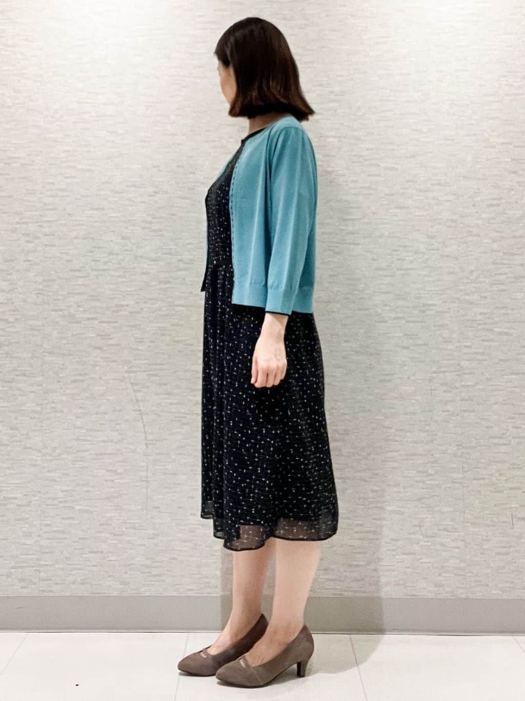 marikoさんの「Reflect｜【WEB先行カラーあり／マシンウォッシュ可／ナローベルト付き】オフボディツイードチェックワンピース」を使ったコーディネート
