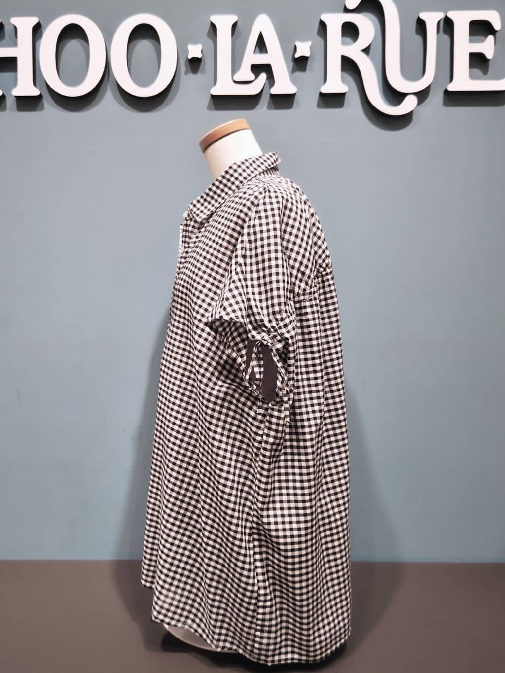 じんたさんの「SHOO･LA･RUE｜」を使ったコーディネート