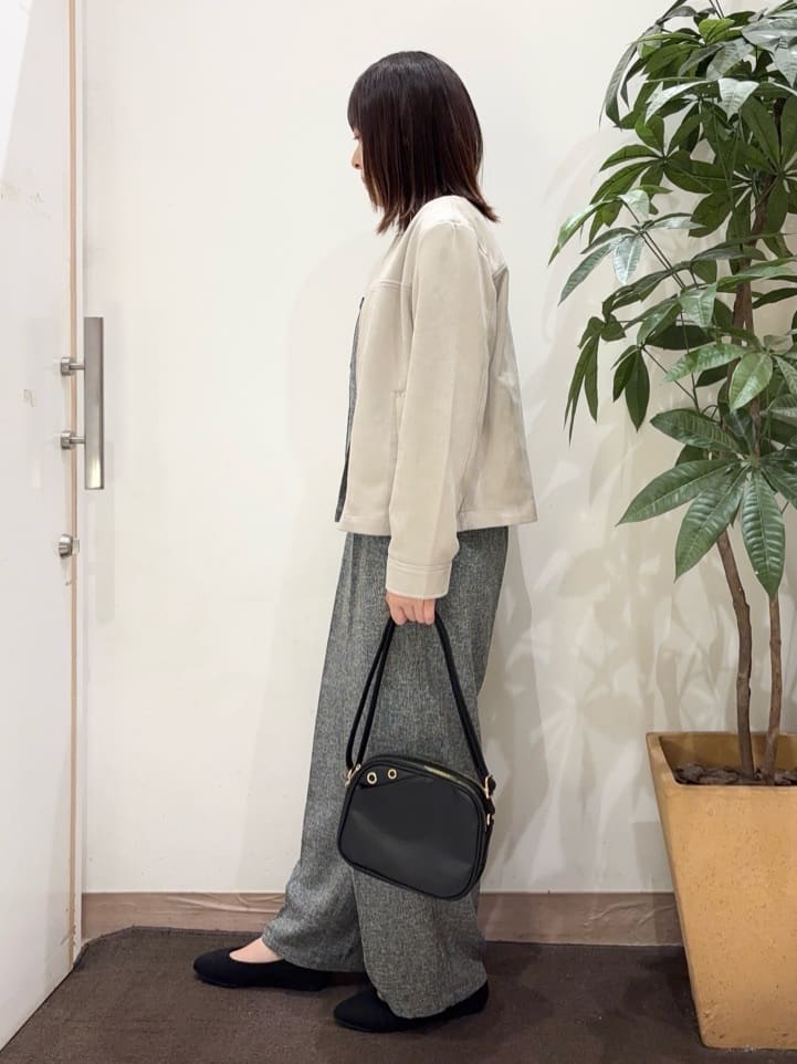 宗形さんの「SHOO･LA･RUE｜【2点セット】着るだけで決まる クラシカルなツイード調セットアップ」を使ったコーディネート