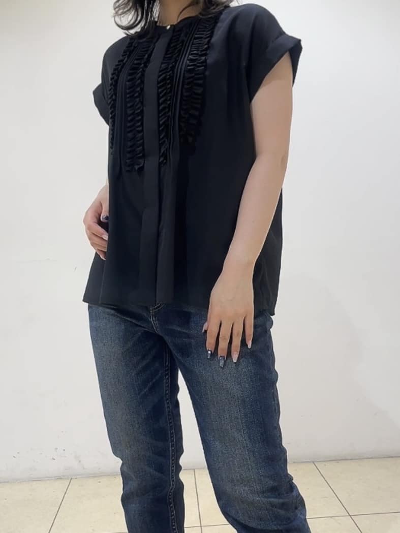 watanabeさんの「UNTITLED｜【Healthy DENIM&times;UNTITLED】別注 R Mrytle（リマートル）テーパードデニム」を使ったコーディネート