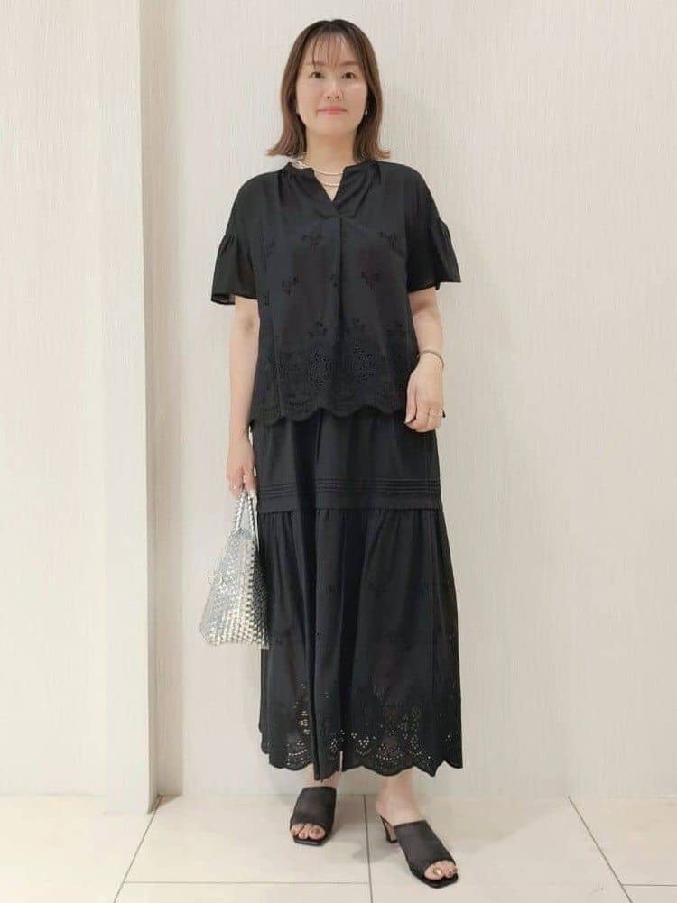 naokoさんの「UNTITLED｜メタリックメッシュトート」を使ったコーディネート