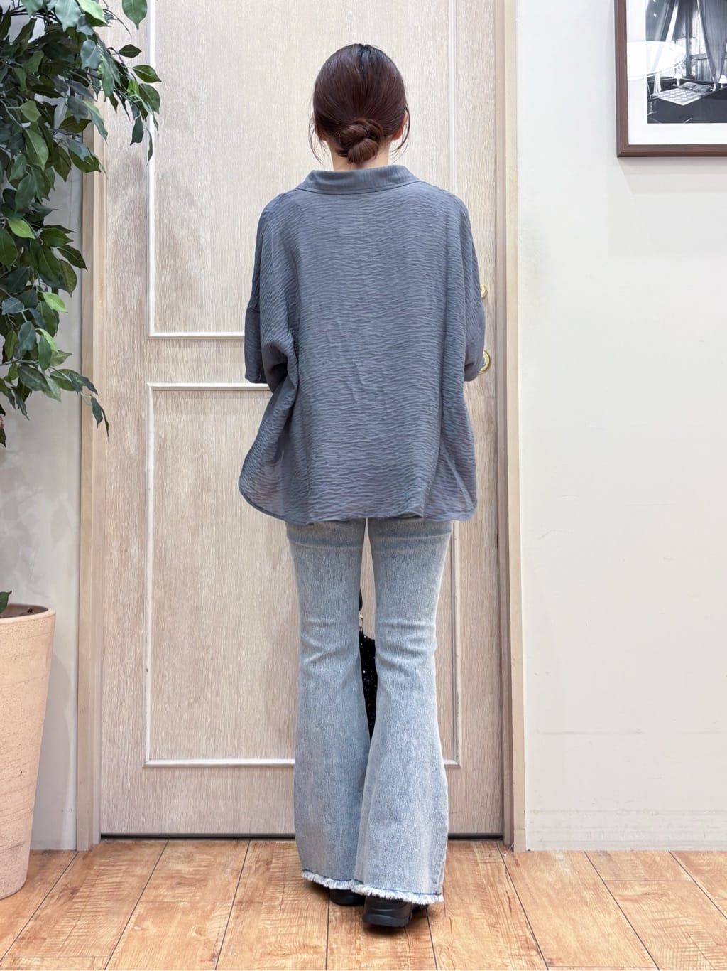 なみさんの「SHOO･LA･RUE｜【S-LL/ひんやり/UV】選べる6柄でそれぞれ欲しくなる プリントTシャツ」を使ったコーディネート