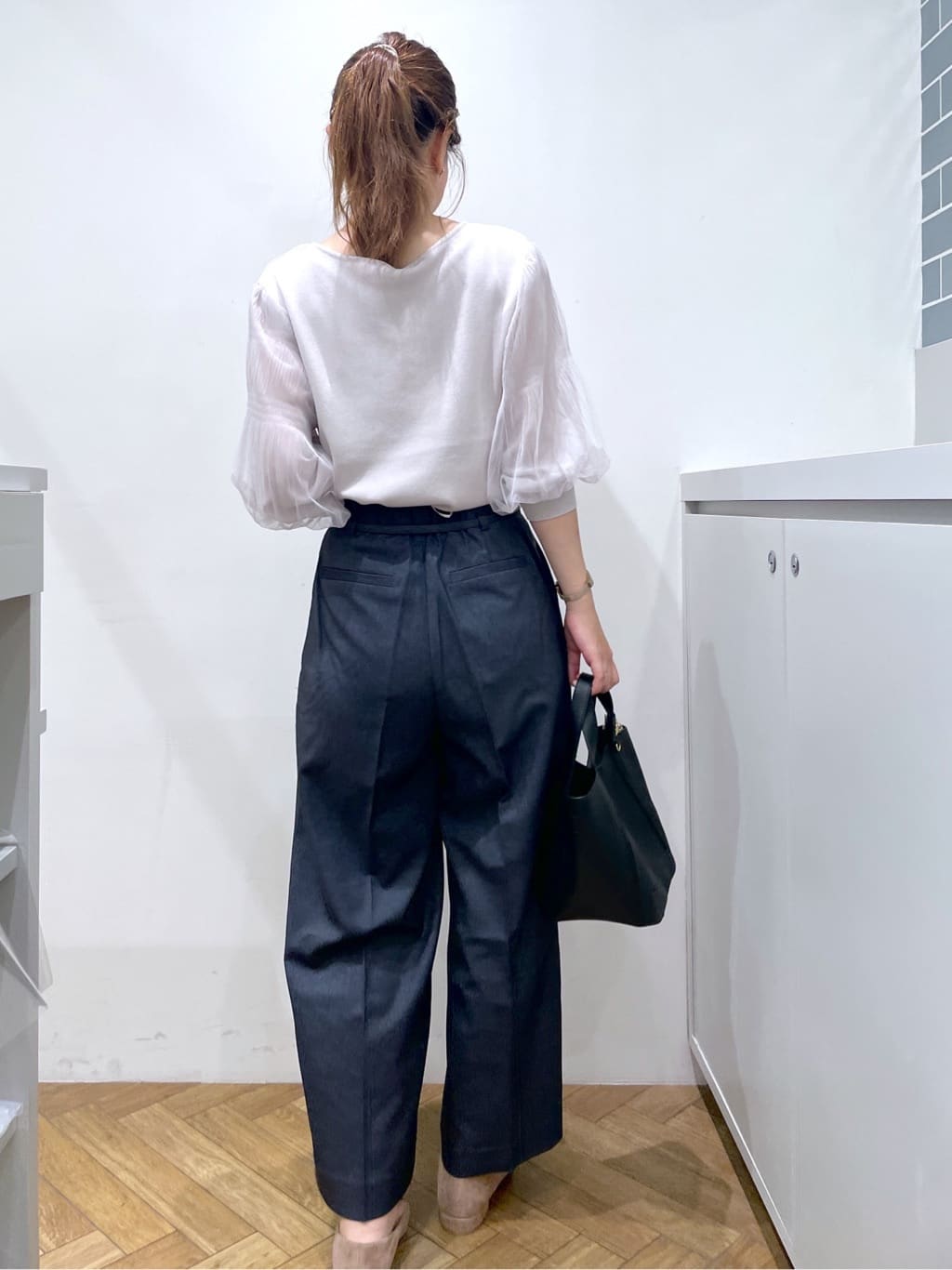 Junさんの「index｜《5色展開》マジョリカプリーツスリーブニット【洗濯機洗い可】」を使ったコーディネート
