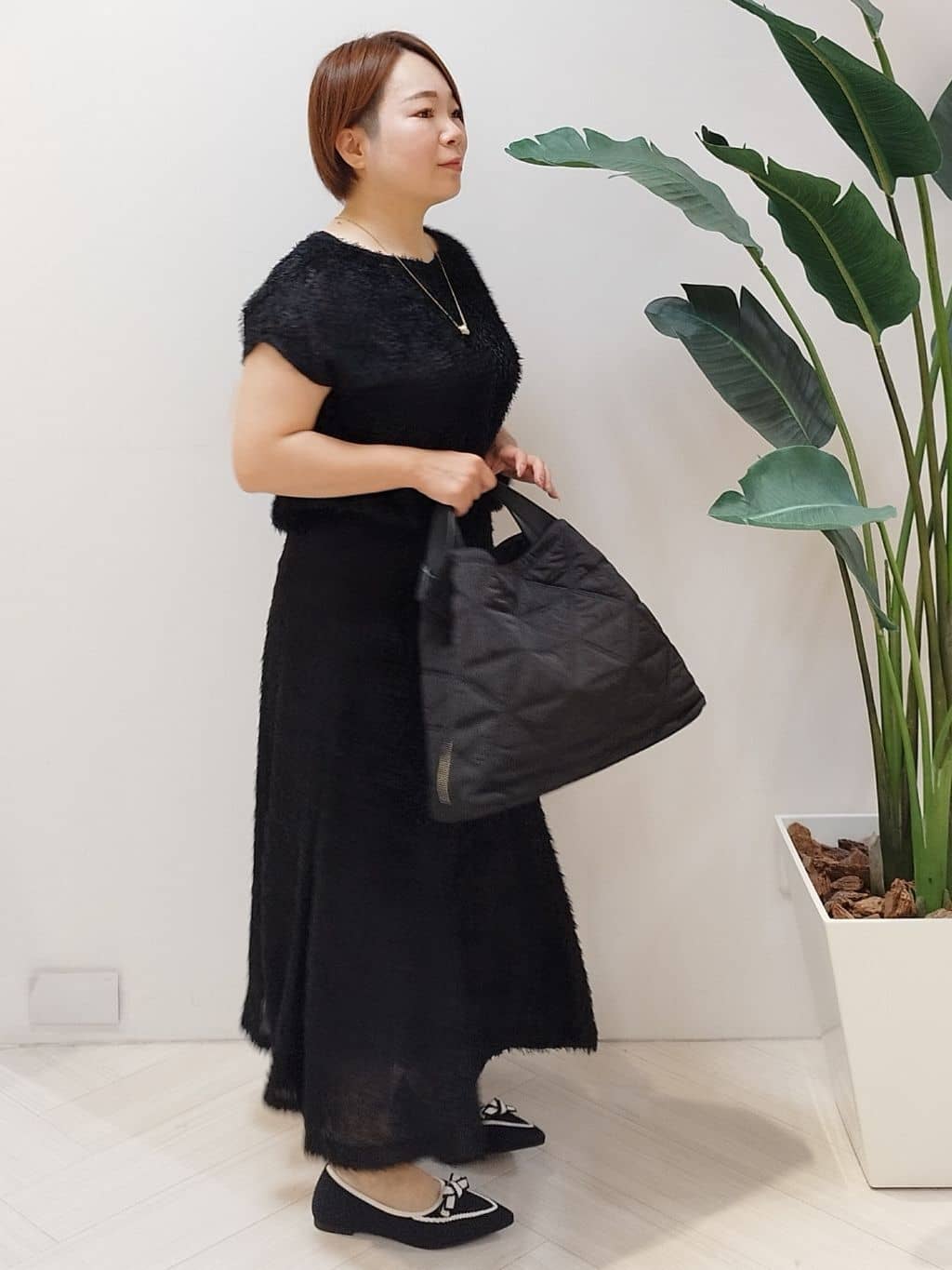 s u g iさんの「UNTITLED｜【セットアップ可/洗える】フェザーフレンチスリーブブラウス」を使ったコーディネート