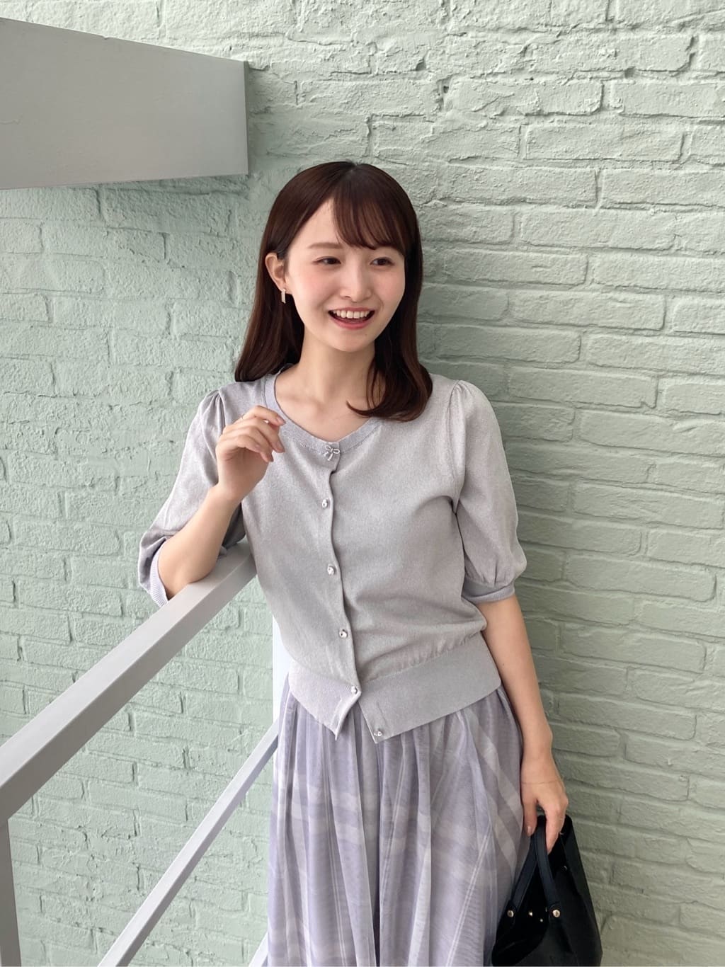 みさかさんの「index｜チュールラメチェックフレアスカート【洗濯機洗い可／防シワ】」を使ったコーディネート