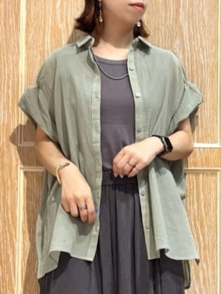 meiさんの「SHOO･LA･RUE｜【S-LL】さらシャリコットン 上品なシアー感のデザインシャツ」を使ったコーディネート