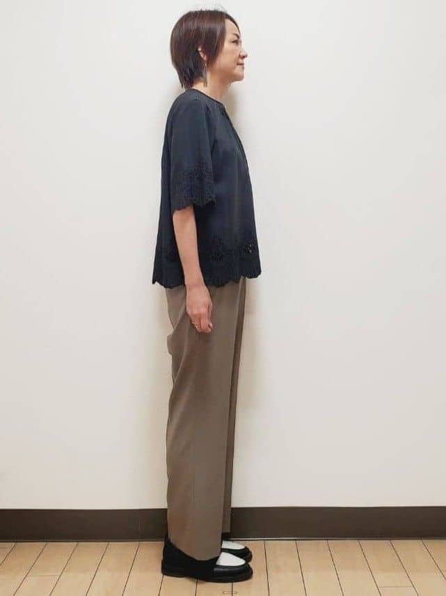 yuuさんの「Reflect｜【マシンウォッシュ可】リネンライクフレアパンツ」を使ったコーディネート