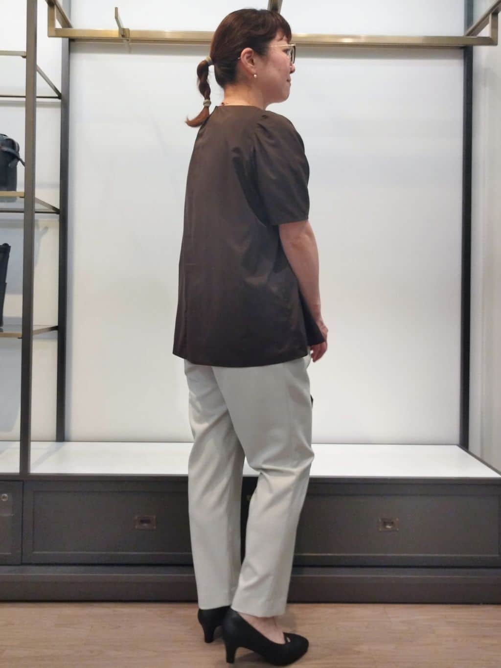 junさんの「Reflect｜【すっきり見え！長め丈】ピンタックデザインチュニックブラウス」を使ったコーディネート