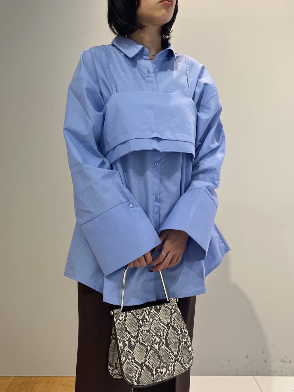Harukaさんの「INDIVI｜Comfy SET UP｜イージーストレートワイドパンツ【セットアップ対応／通勤/カセット服】」を使ったコーディネート