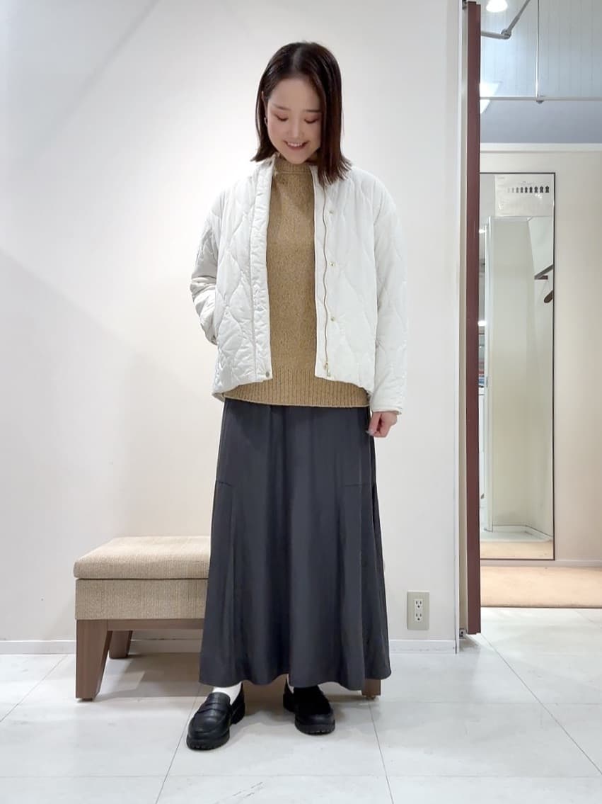 YUIさんの「UNTITLED｜【ゆったり】三つ杢カラーニット」を使ったコーディネート