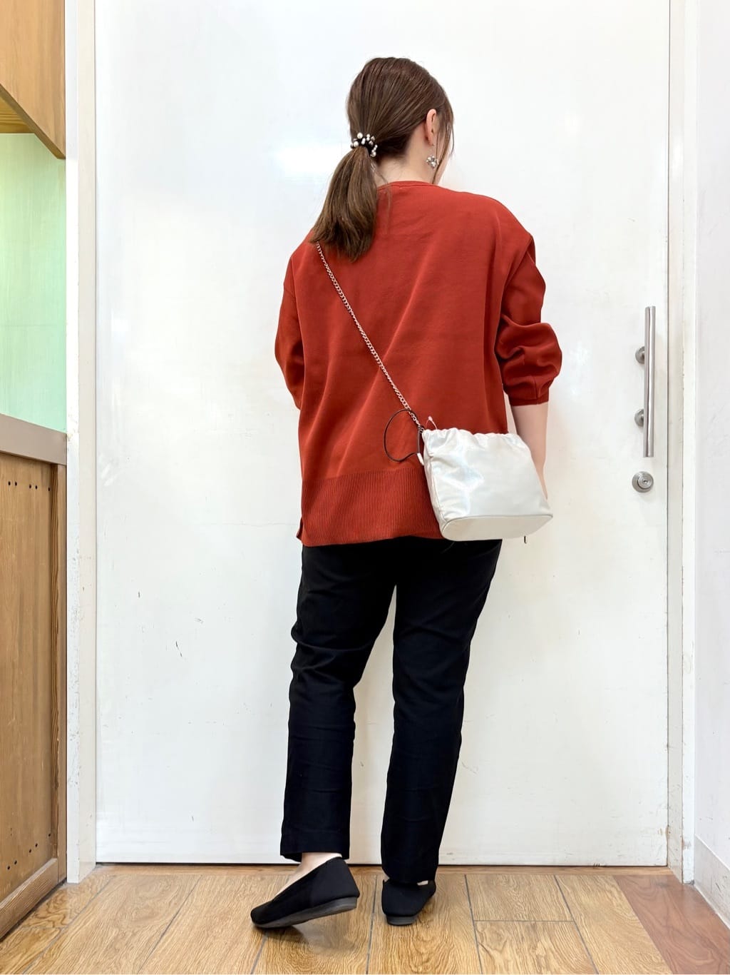 だいわさんの「SHOO･LA･RUE｜【S-LL/洗える】一枚で簡単こなれ見え スポンディッシュ 裾レイヤード風ニット【CIRCRIC】」を使ったコーディネート