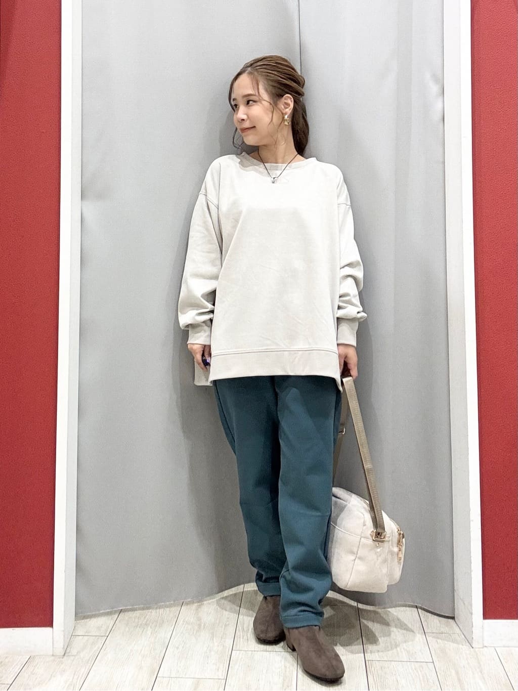 shioさんの「SHOO･LA･RUE｜【洗濯機可/撥水/リバーシブル】 ノーカラー中綿ブルゾン」を使ったコーディネート