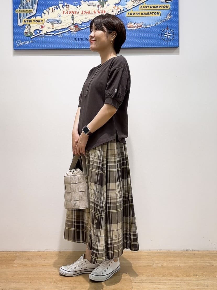 Hamaさんの「Dessin｜【360度可愛い/前後2WAY/洗える】ライトコットンヘンリーカットソー」を使ったコーディネート