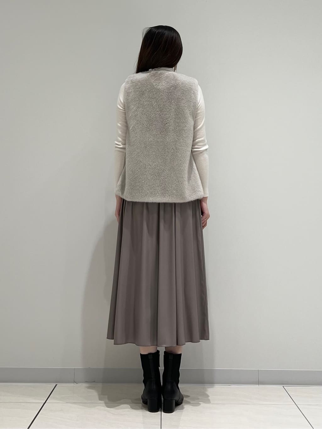 T.Kさんの「INDIVI｜【洗える／薄手／ラメ】シアーラメニット」を使ったコーディネート