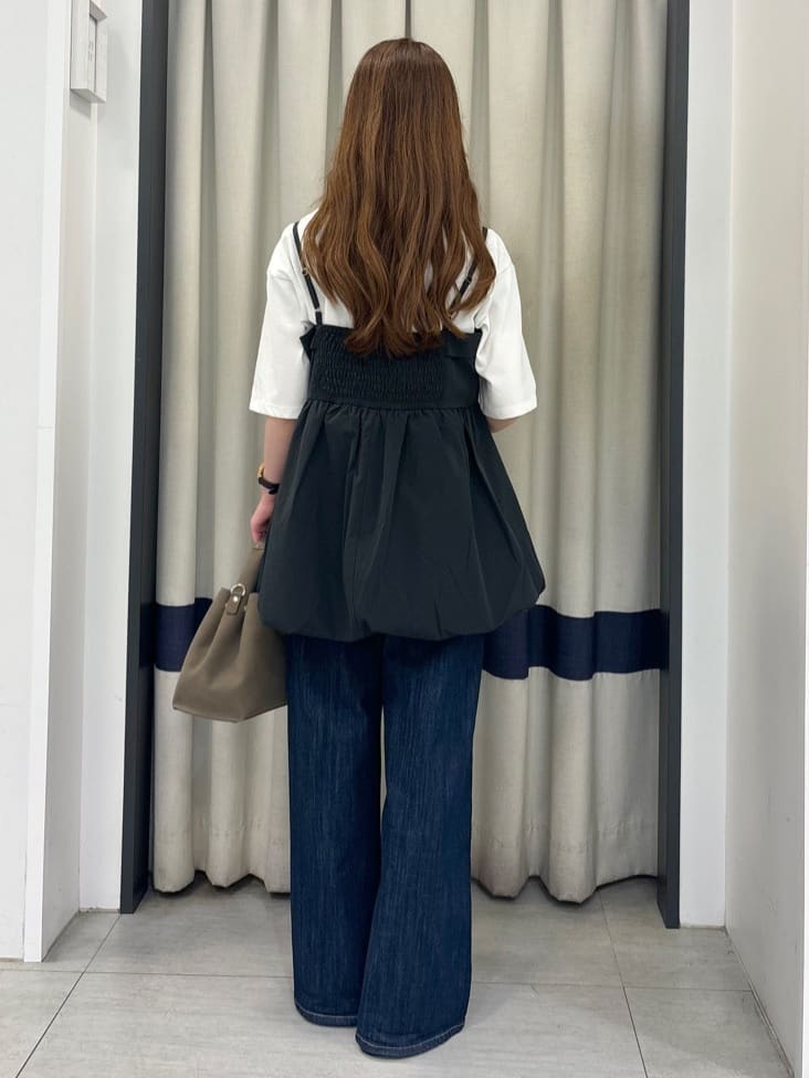 ainaさんの「grove｜【美シルエット/選べる着丈】大人のためのバギーデニム」を使ったコーディネート