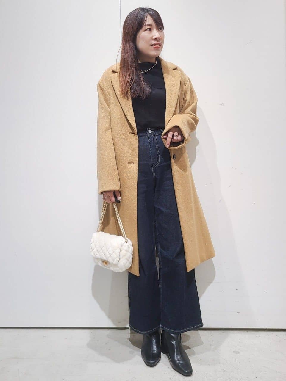 hmさんの「OPAQUE.CLIP｜カシミヤブレンドウールチェスターコート」を使ったコーディネート