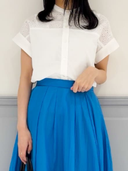 moeさんの「grove｜涼やかさと上品さを兼ね備えた　レースシャツブラウス」を使ったコーディネート