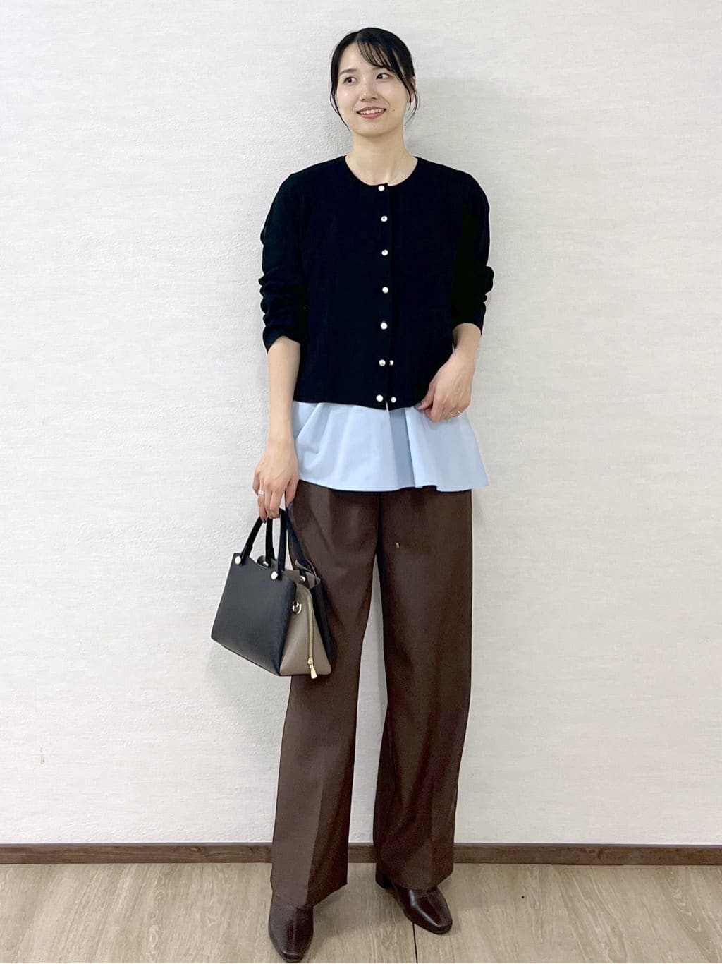 sachikoさんの「OPAQUE.CLIP｜《ツインセット》リラクシーサイドスリットニット&times;ドッキングタンク【洗濯機洗い可】」を使ったコーディネート