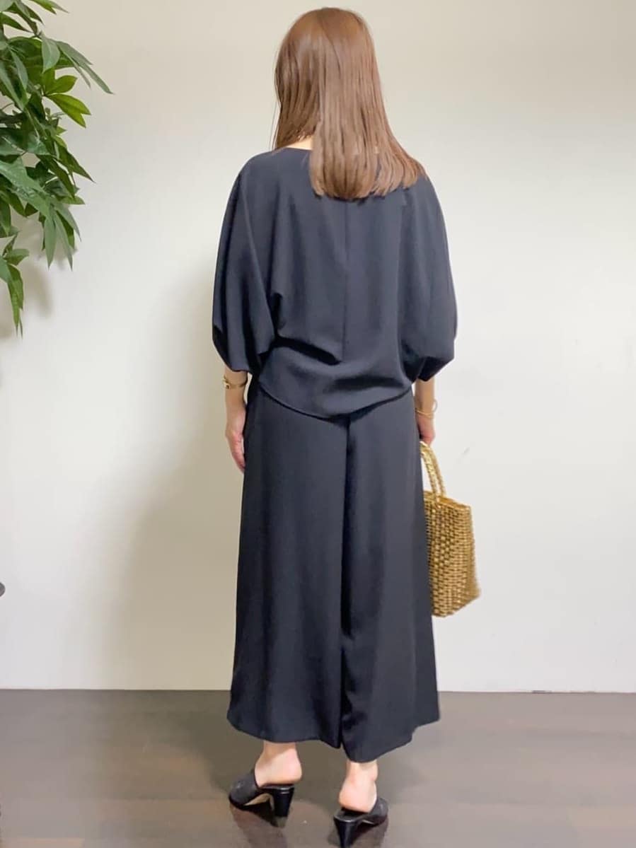 tomoさんの「UNTITLED｜メタリックメッシュトート」を使ったコーディネート