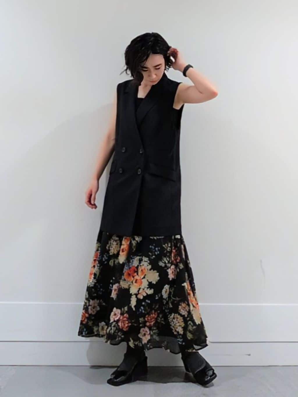 ミズタさんの「UNTITLED｜【セットアップ可/洗える】スラブテーラードカラージレ」を使ったコーディネート