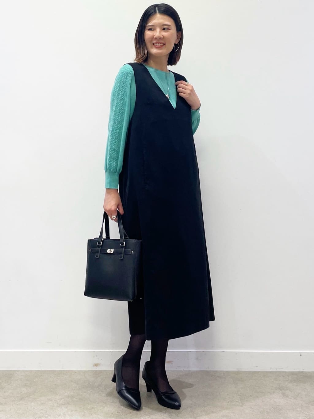 あやたかさんの「Reflect｜【選べる8色／スカートにもパンツにも◎】ウール混ボートネックニット」を使ったコーディネート