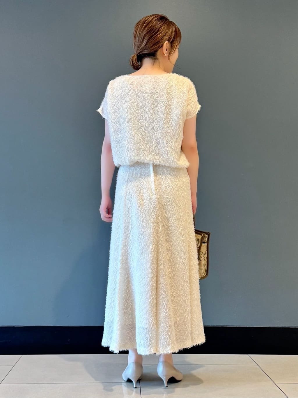 yukiさんの「UNTITLED｜【セットアップ可/洗える】フェザーフレンチスリーブブラウス」を使ったコーディネート