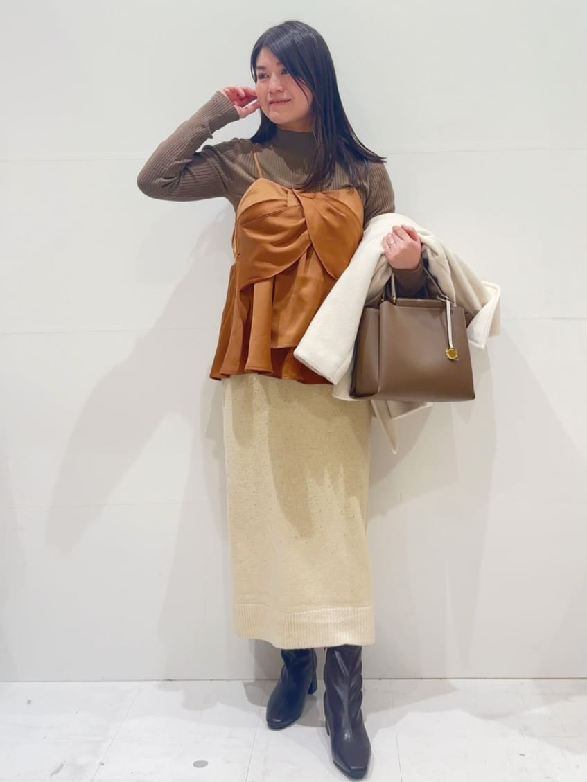 Minさんの「OPAQUE.CLIP｜カシミヤブレンドウールミドルピーコート」を使ったコーディネート