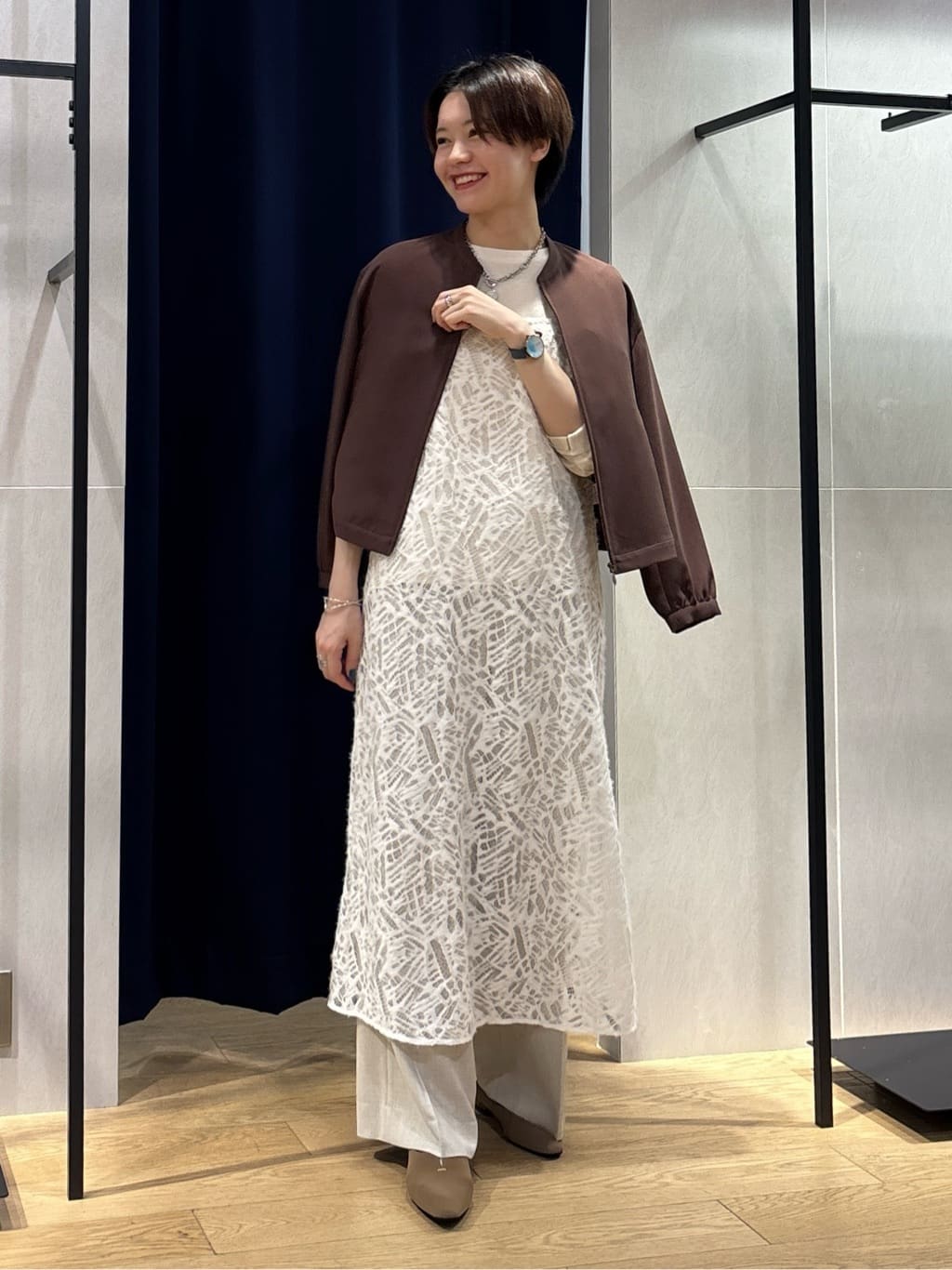 kanaeさんの「INDIVI｜【洗える／選べる8色】トーンアップニット」を使ったコーディネート