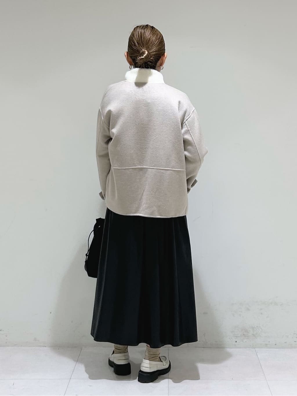 tsuyuさんの「INDIVI｜【配色デザイン／ショート丈】ウールリバー ノーカラーコート」を使ったコーディネート