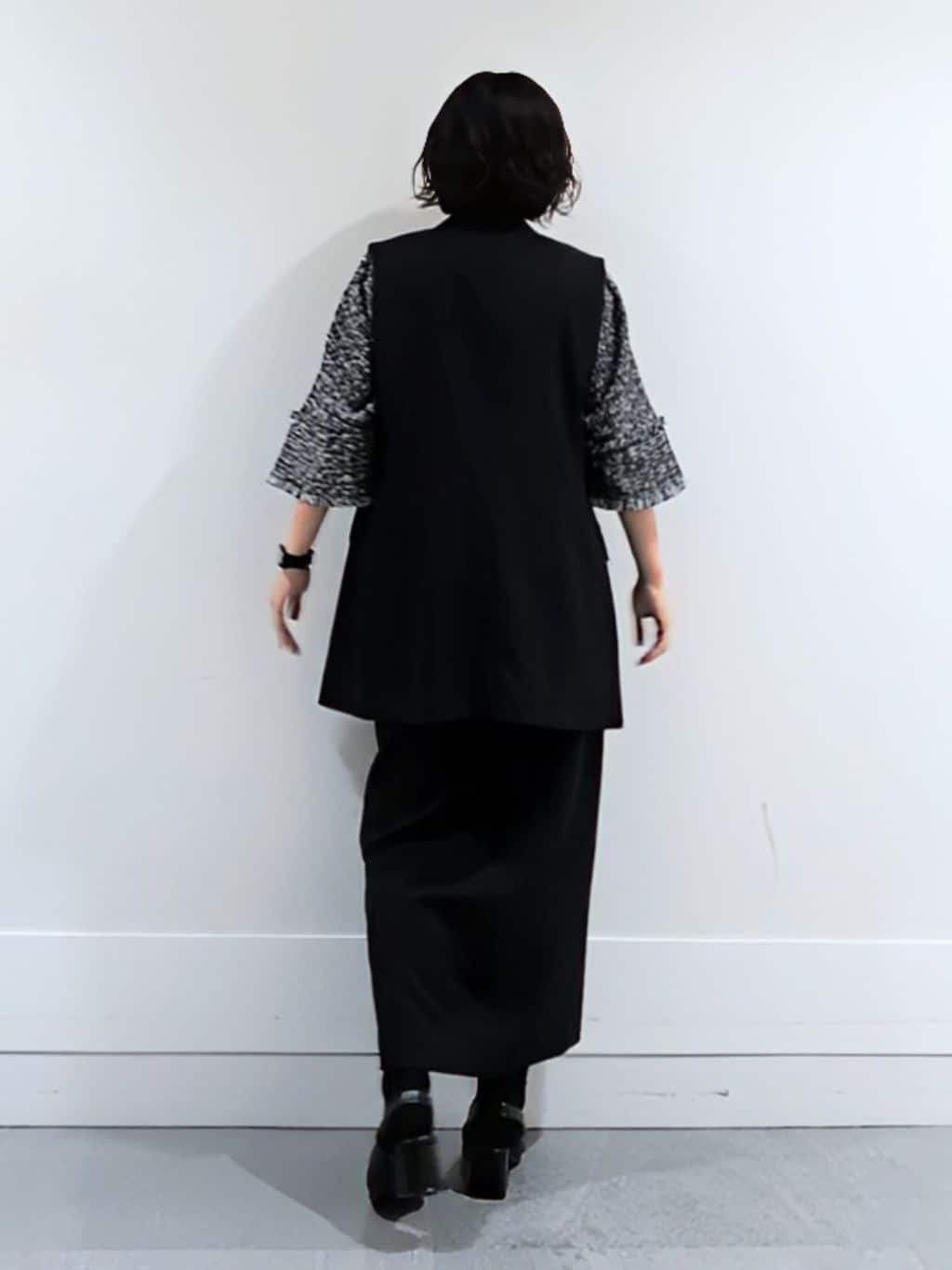 ミズタさんの「UNTITLED｜【セットアップ可/洗える】スラブテーラードカラージレ」を使ったコーディネート