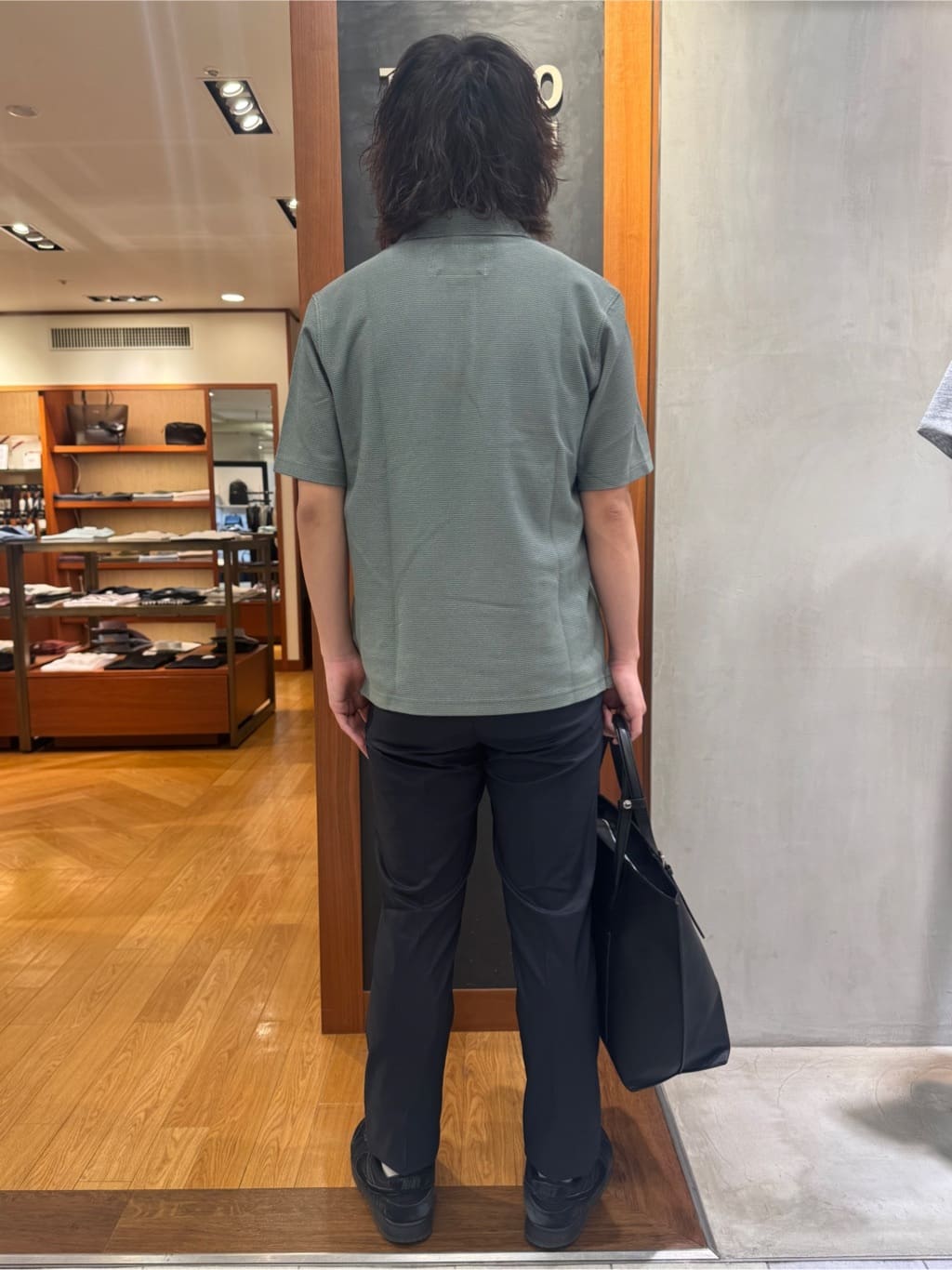 たくやさんの「TAKEO KIKUCHI｜【抗菌防臭／9色5サイズ展開】ハニカムメランジ ポロシャツ」を使ったコーディネート