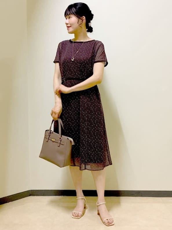  beni_gingerさんの「Reflect｜【WEB先行カラーあり／マシンウォッシュ可／ナローベルト付き】オフボディツイードチェックワンピース」を使ったコーディネート