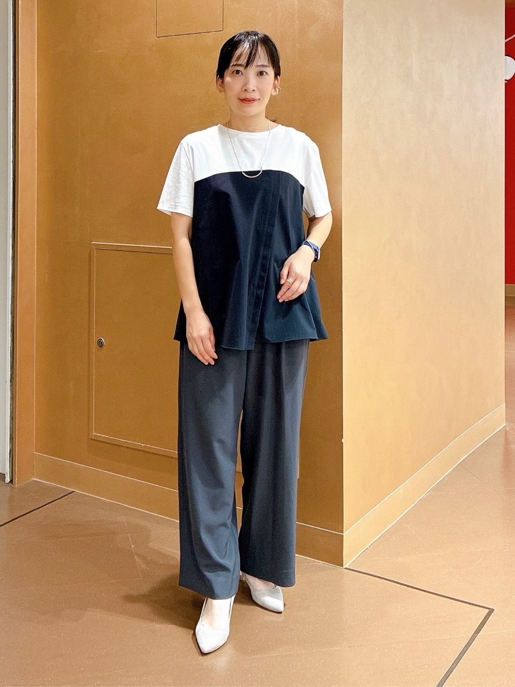 hattoriさんの「INDIVI｜【体型カバー】スクエアブラウス」を使ったコーディネート