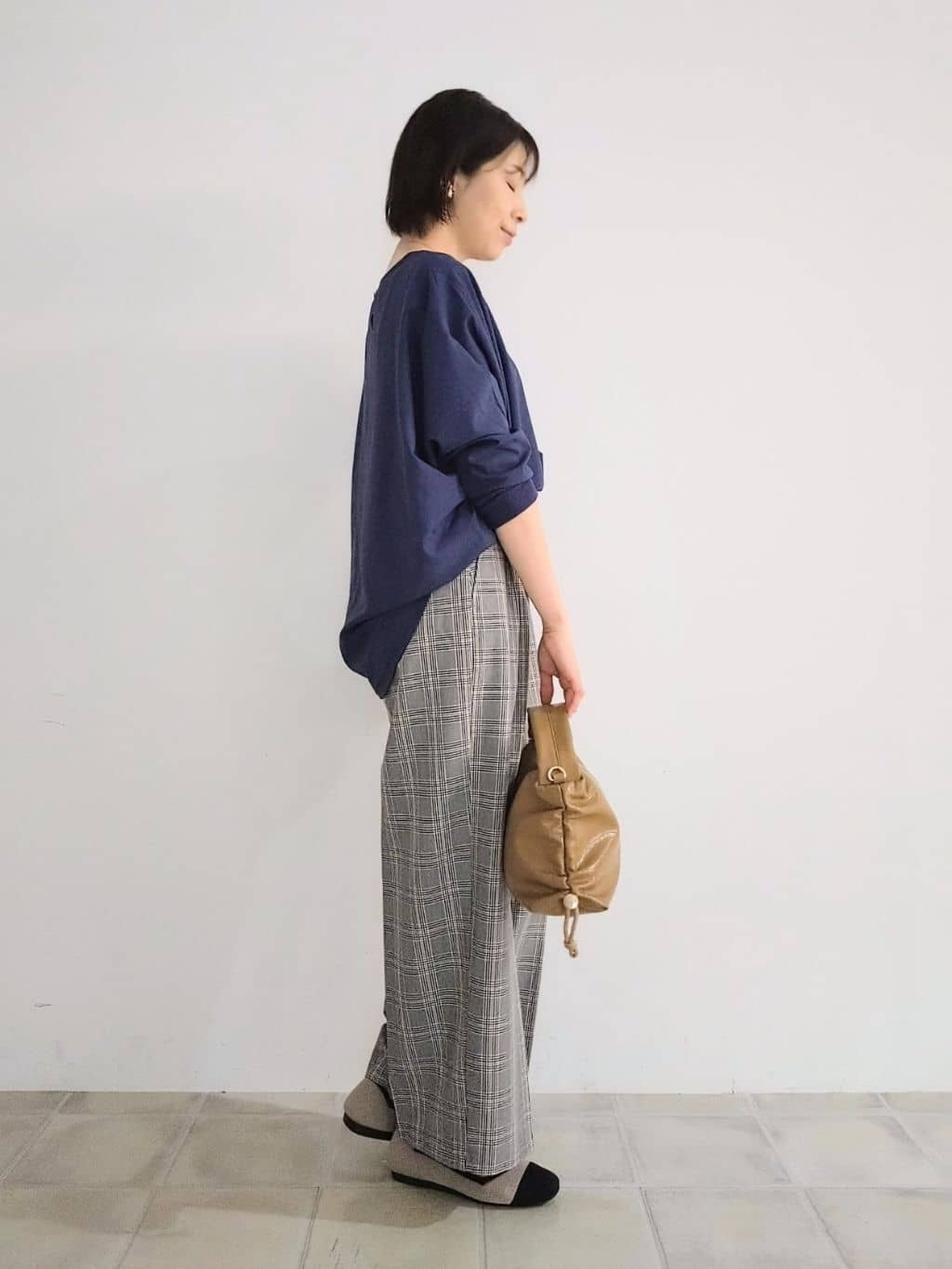miomioさんの「SHOO･LA･RUE｜【高レビュー/洗濯後しわになりにくい】1枚でサマ見え 8分袖ドルマンブラウス」を使ったコーディネート