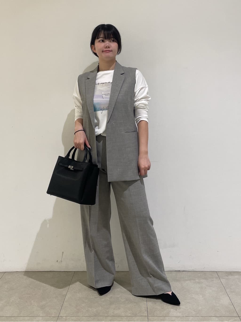 emikaさんの「INDIVI｜【セットアップ可能】凹凸ストレッチ素材テーラードカラージレジャケット」を使ったコーディネート