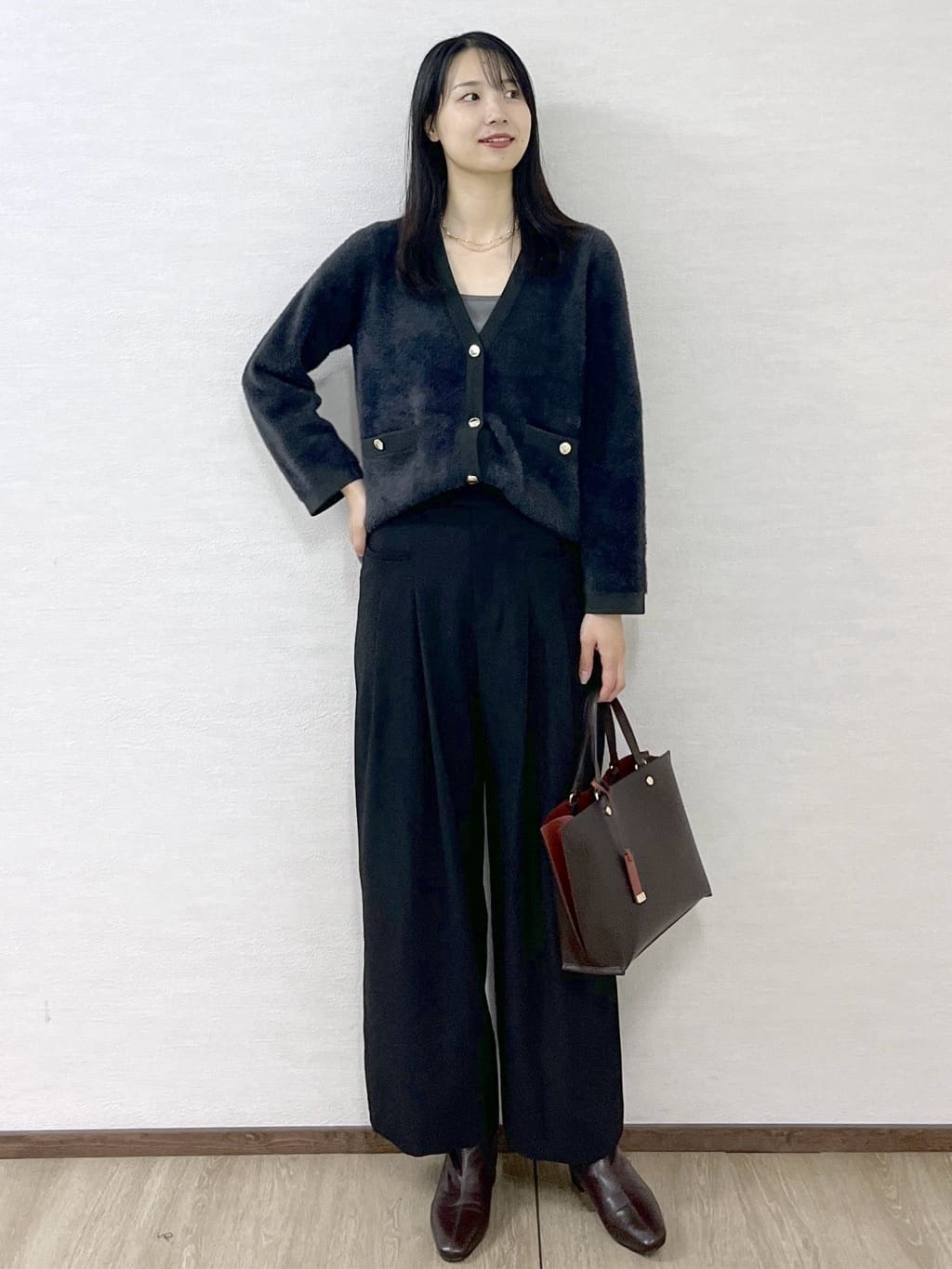 sachikoさんの「OPAQUE.CLIP｜タックデザインワイドパンツ【洗濯機OK】」を使ったコーディネート