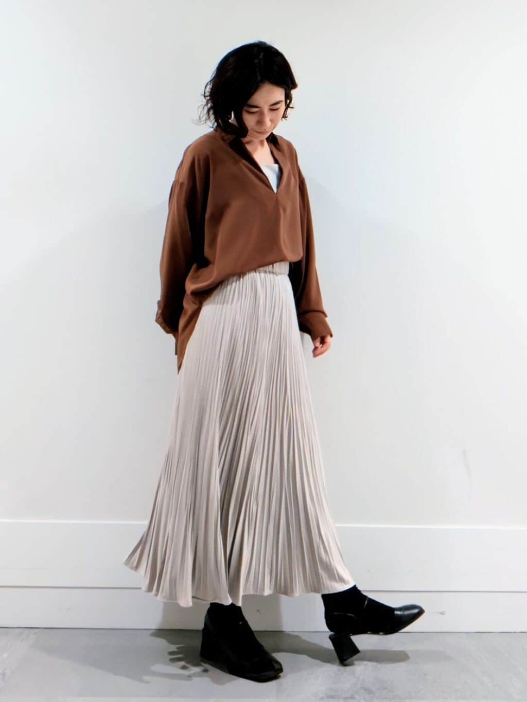 ミズタさんの「UNTITLED｜【セットアップ可/スキッパー/ゆったり】リラクパウダーシャツ」を使ったコーディネート