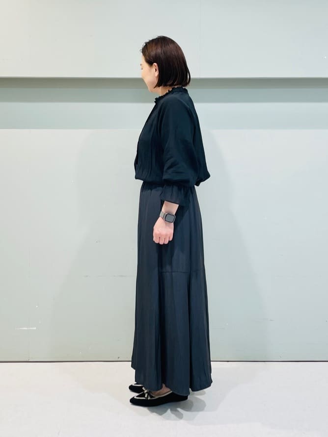 yuka.fさんの「UNTITLED｜【キャンディスリーブ/エレガント】フリルギャザーネックブラウス」を使ったコーディネート