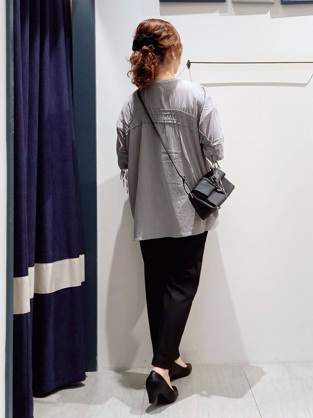 miiさんの「grove｜後ろ姿で魅せる　バックドロストシャーリングTシャツ」を使ったコーディネート