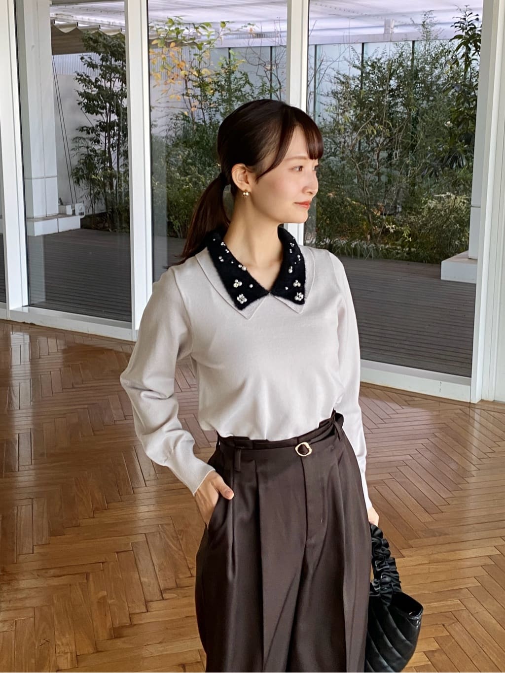 みさかさんの「index｜ベルト付き2タックワイドパンツ【洗濯機OK／ストレッチ／防シワ／イージーアイロン】」を使ったコーディネート