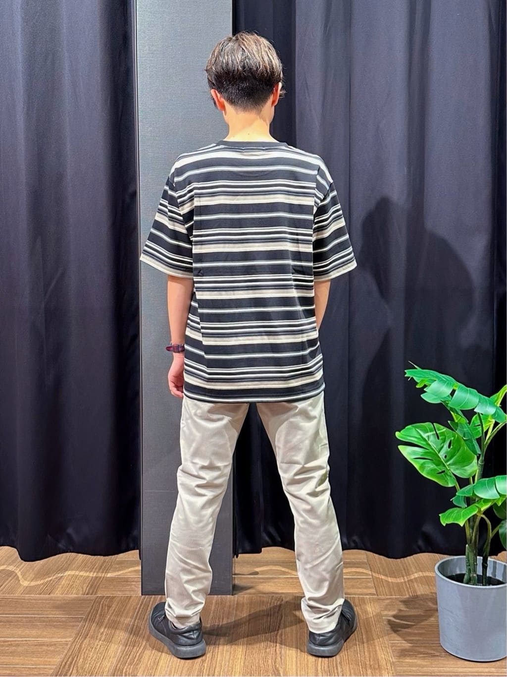 tomoyaさんの「THE SHOP TK｜【季節の変わり目に活躍】ニットカーディガン 選べる2デザイン(柄&無地)/洗濯機OK」を使ったコーディネート