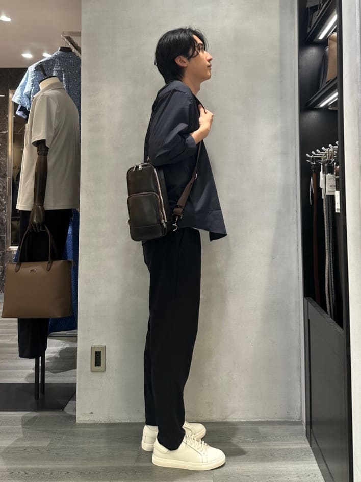 kotonaさんの「TAKEO KIKUCHI｜レザースニーカー」を使ったコーディネート