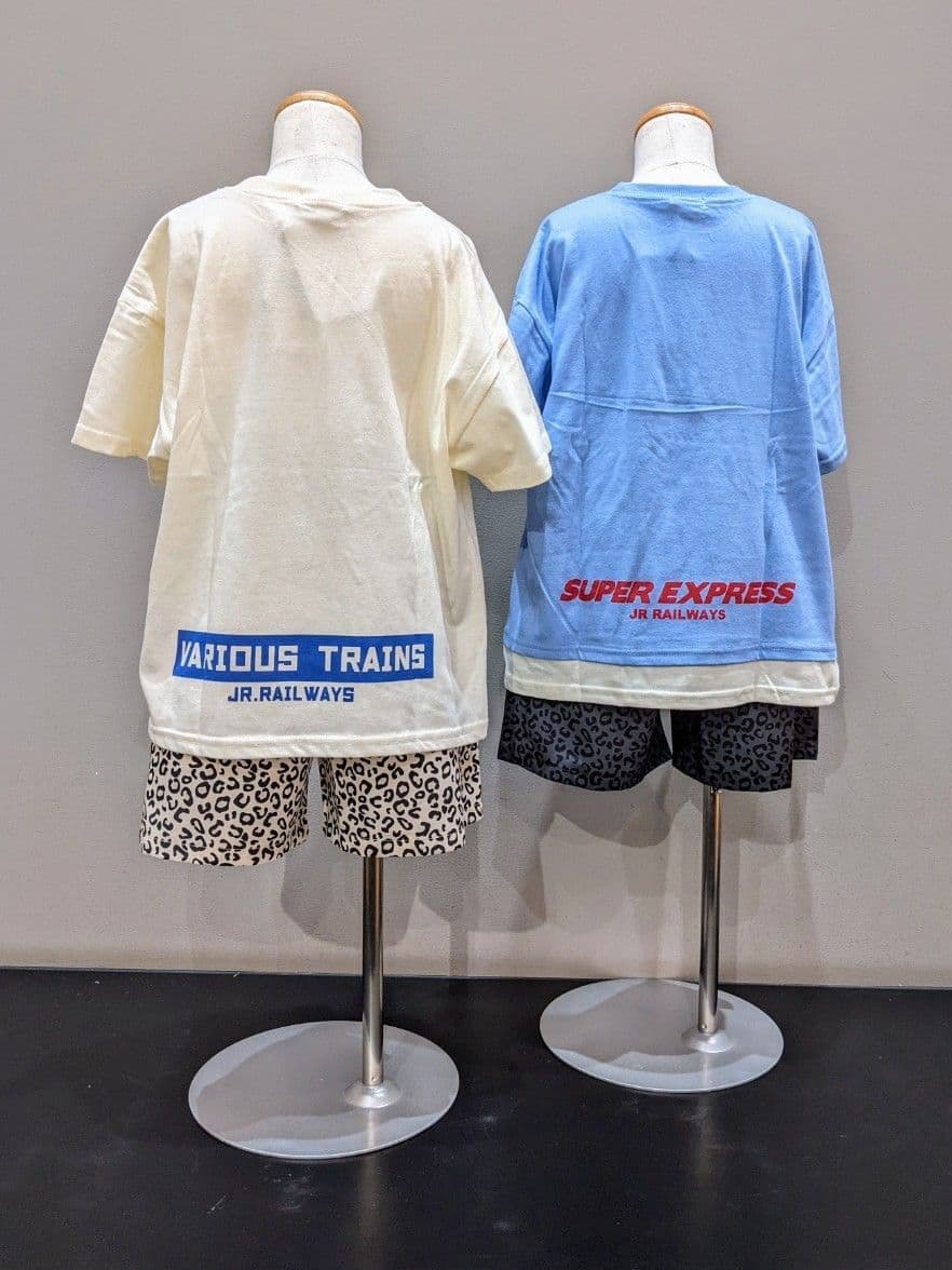 vacheさんの「SHOO･LA･RUE｜【100-150cm/撥水】サイドポケット総柄ハーフパンツ」を使ったコーディネート
