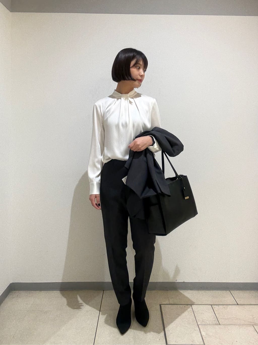 Itoさんの「UNTITLED｜【洗える/お仕事スーツ】ドライメランジ カラーレスジャケット」を使ったコーディネート