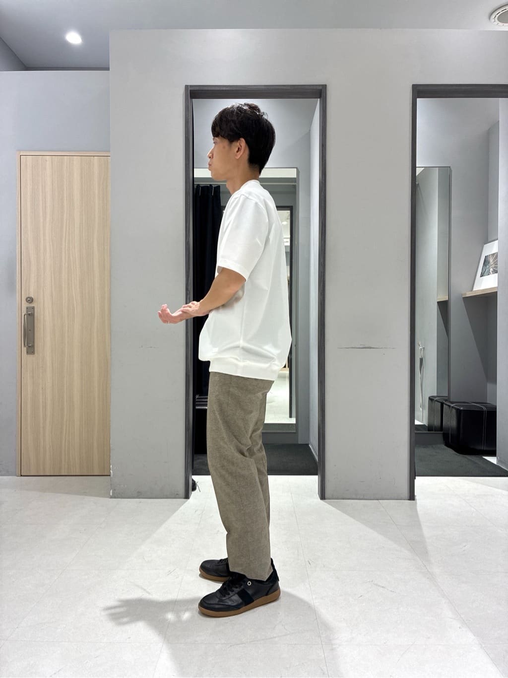 わいずみさんの「TAKEO KIKUCHI｜【抗菌防臭／5サイズ展開】ハイゲージポンチ Tシャツ」を使ったコーディネート