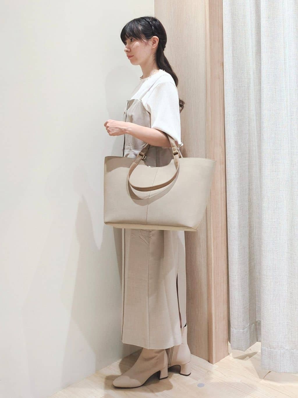 Yuiさんの「grove｜【カセット服】主役級キャミビスチェ」を使ったコーディネート