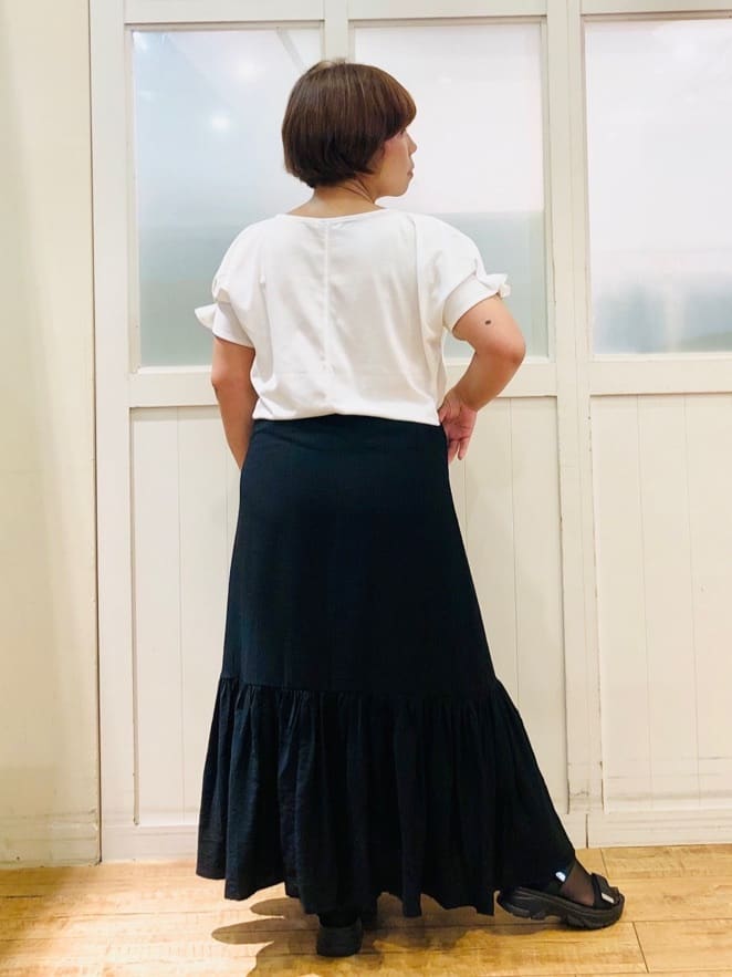 YYYさんの「SHOO･LA･RUE｜【S-LL/UV/プチプラ】お袖タックで好印象 デザインTシャツ」を使ったコーディネート
